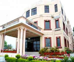 (KIMT) Kukreja Institute of Management and Technology