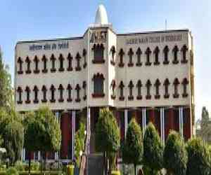 LNCT University